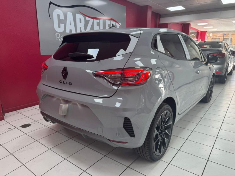 RENAULT CLIO 2025