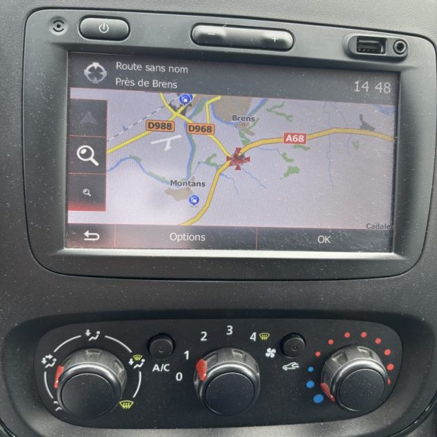 OPEL VIVARO  1.6 CDTI 120 CV 6 places ou aménagé , attelage , Système AD Blue changé et Garantie 2 a