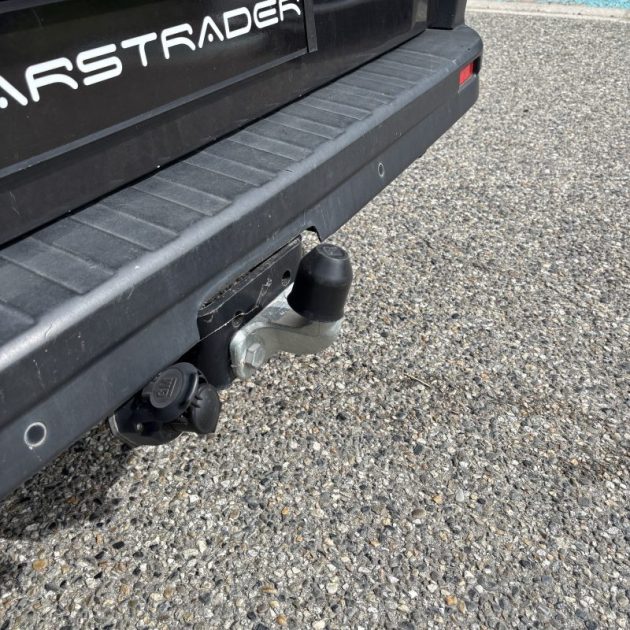 OPEL VIVARO  1.6 CDTI 120 CV 6 places ou aménagé , attelage , Système AD Blue changé et Garantie 2 a