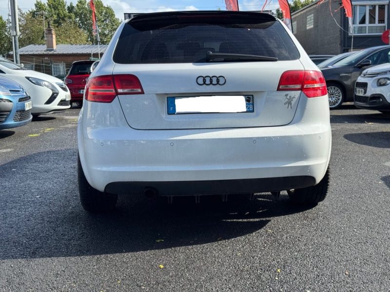 AUDI A3 8P FACELIFT 1.6 TDI 105 CV 