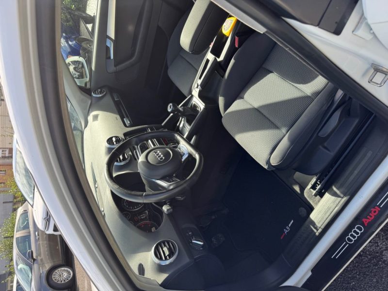 AUDI A3 8P FACELIFT 1.6 TDI 105 CV 