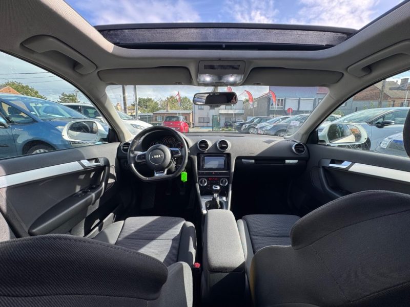 AUDI A3 8P FACELIFT 1.6 TDI 105 CV 