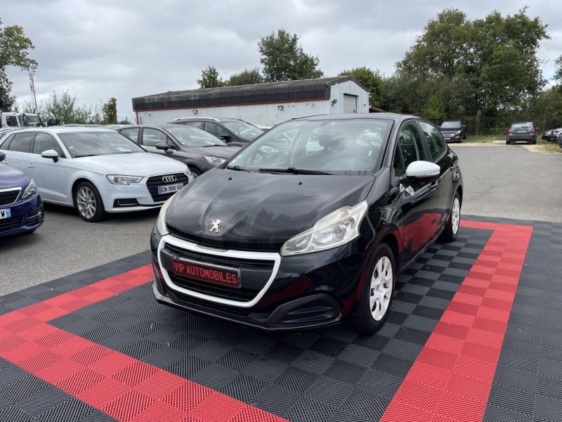 PEUGEOT 208 2015