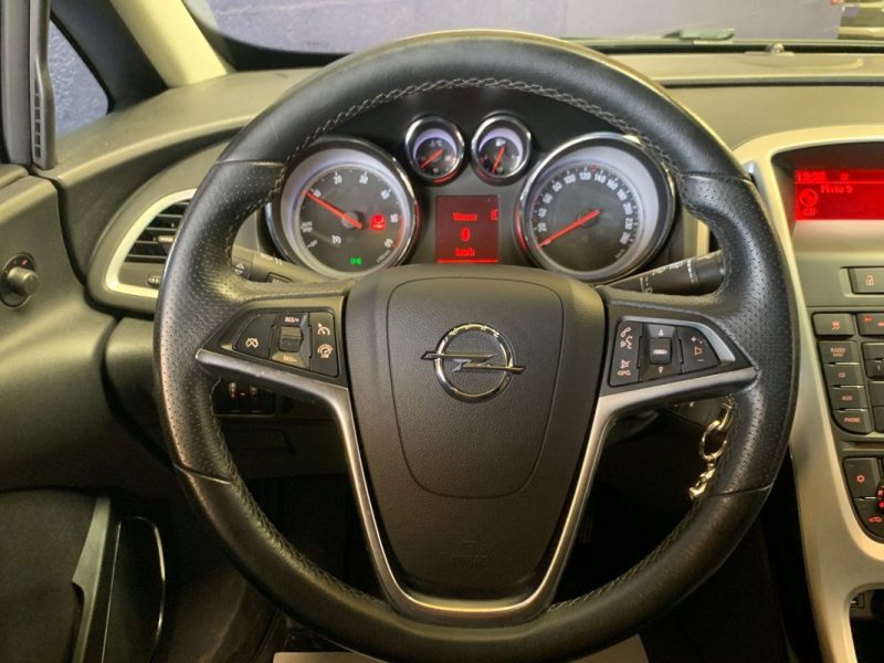 OPEL ASTRA GTC 2.0 CDTI 165ch BVM6 3p 