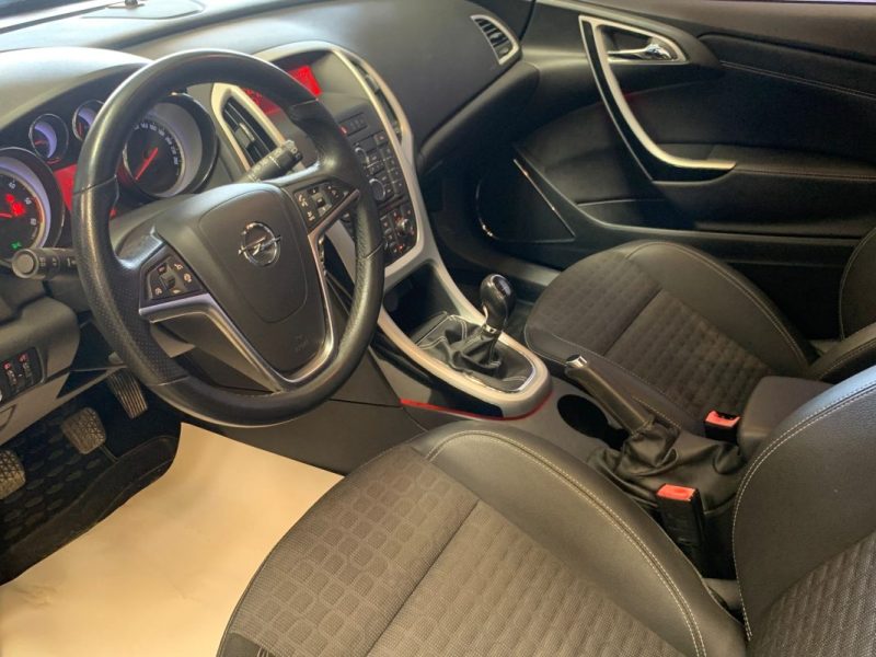 OPEL ASTRA GTC 2.0 CDTI 165ch BVM6 3p 