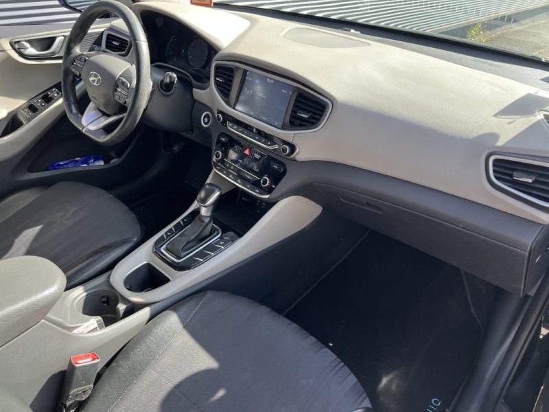 HYUNDAI IONIQ Hybrid 141ch EXECUTIVE