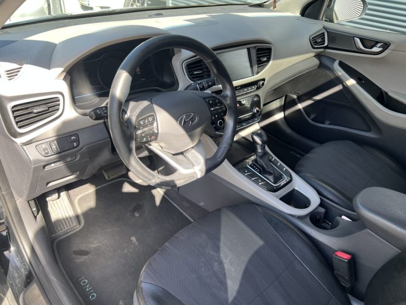 HYUNDAI IONIQ Hybrid 141ch EXECUTIVE