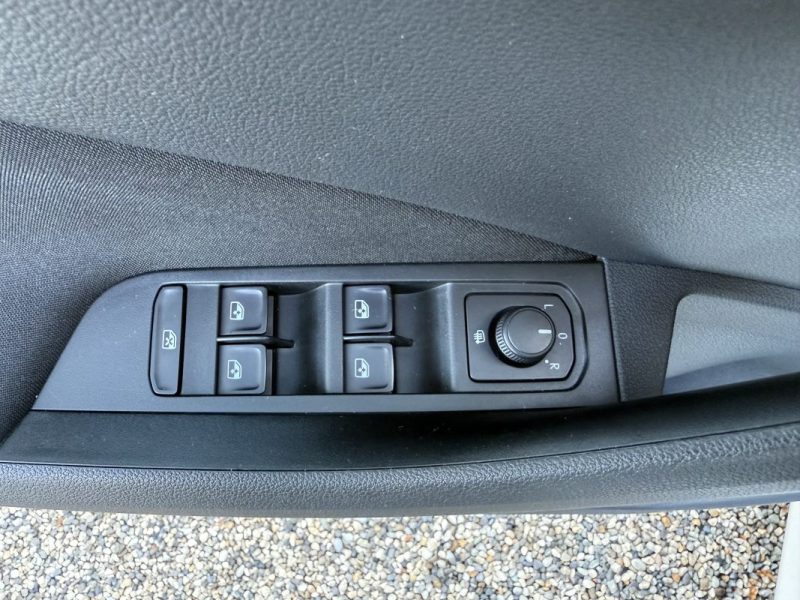 SKODA KAMIQ 1.0 TSI 95CH AMBITION CAR PLAY 34500KM