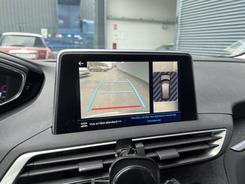 PEUGEOT 3008 1.6 BlueHDi 120ch ALLURE - ENTRETIEN COMPLET