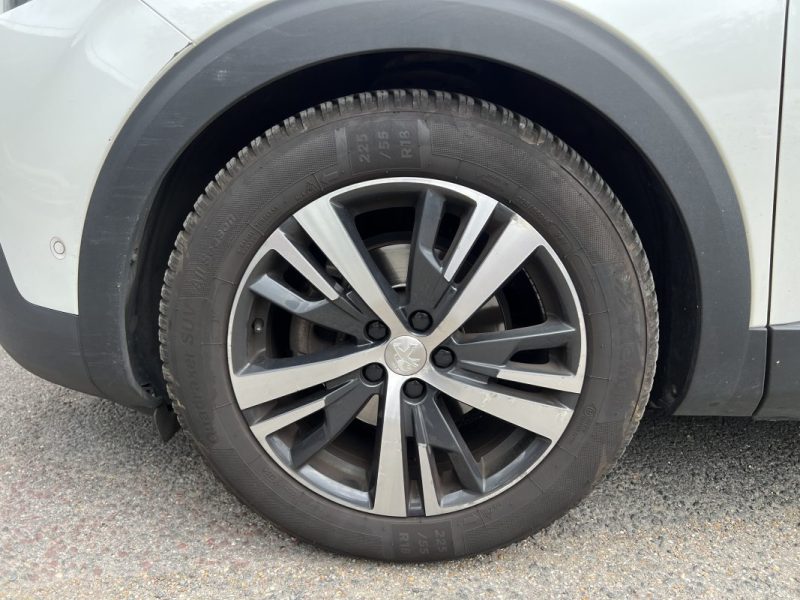 PEUGEOT 3008 1.6 BlueHDi 120ch ALLURE - ENTRETIEN COMPLET