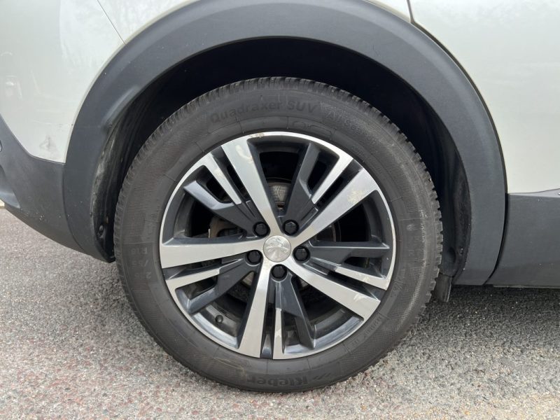 PEUGEOT 3008 1.6 BlueHDi 120ch ALLURE - ENTRETIEN COMPLET