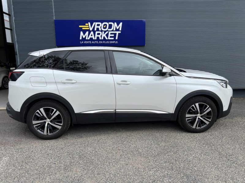 PEUGEOT 3008 1.6 BlueHDi 120ch ALLURE - ENTRETIEN COMPLET