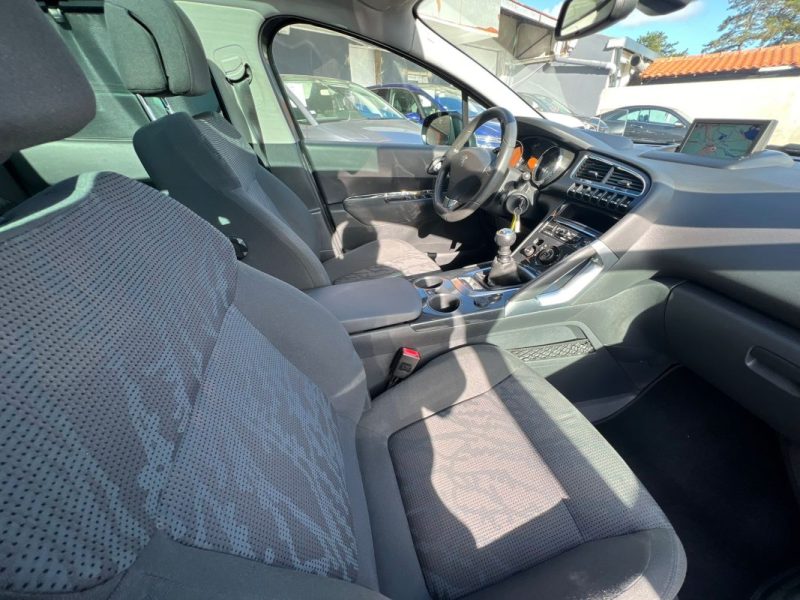 PEUGEOT 3008 1.6 HDI 115CV ALLURE