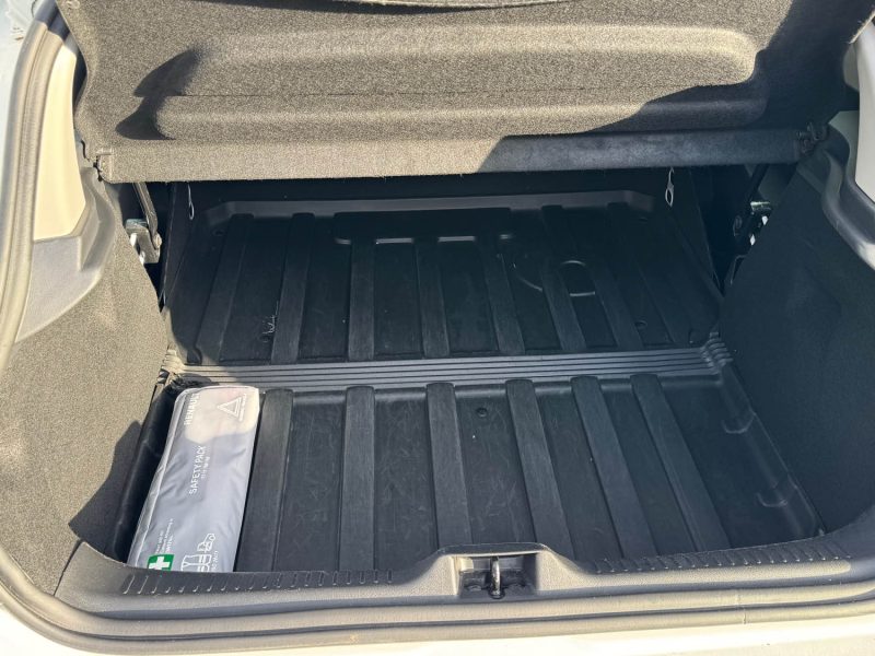 RENAULT CLIO 1.5 dCi 90ch 2 PLACES TVA