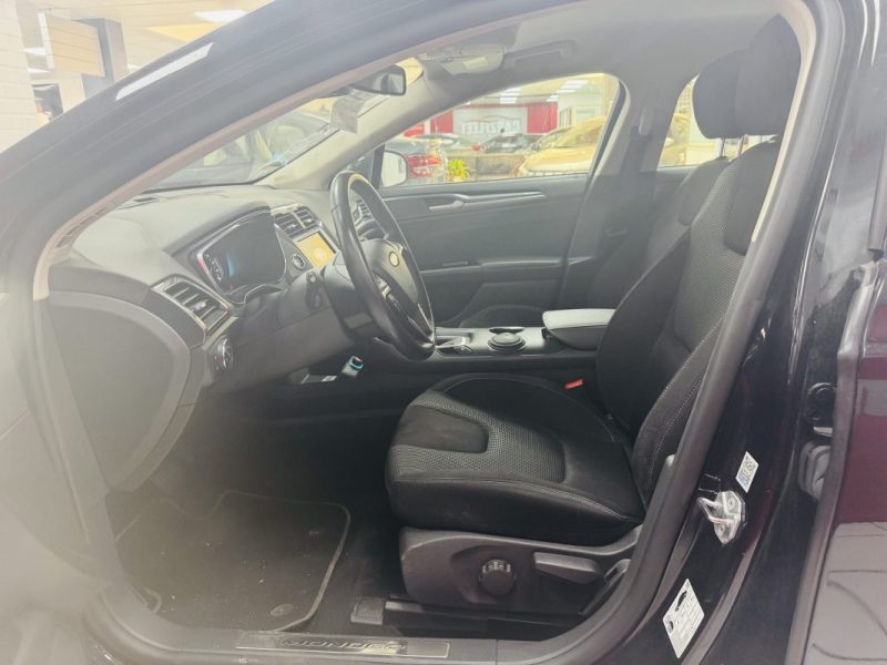 FORD MONDEO HYBRID 2021