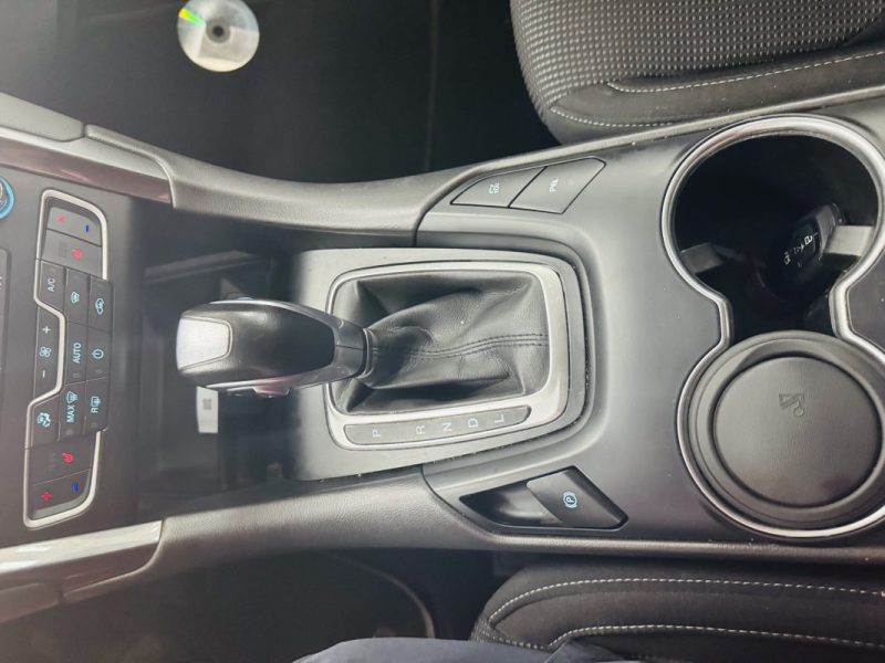 FORD MONDEO HYBRID 2021