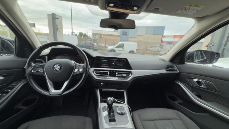 B.M.W. SERIE 3 318d 150ch Lounge020