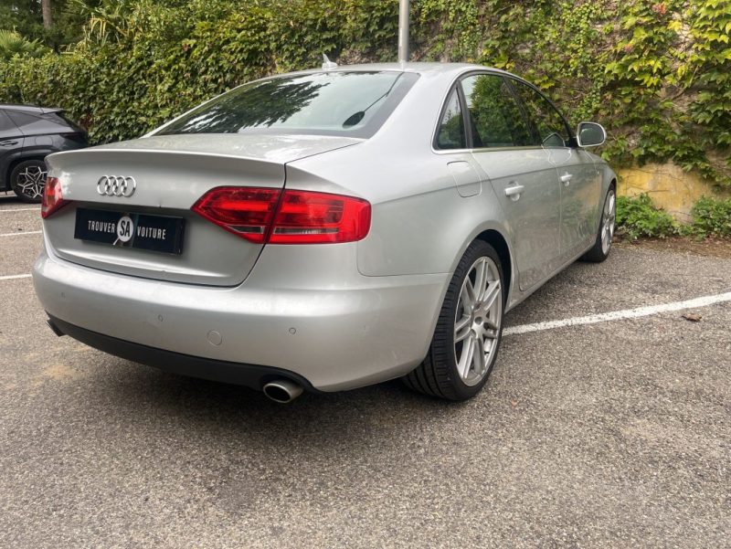 AUDI A4 S LINE V6 2.7 L TDI 190 ch