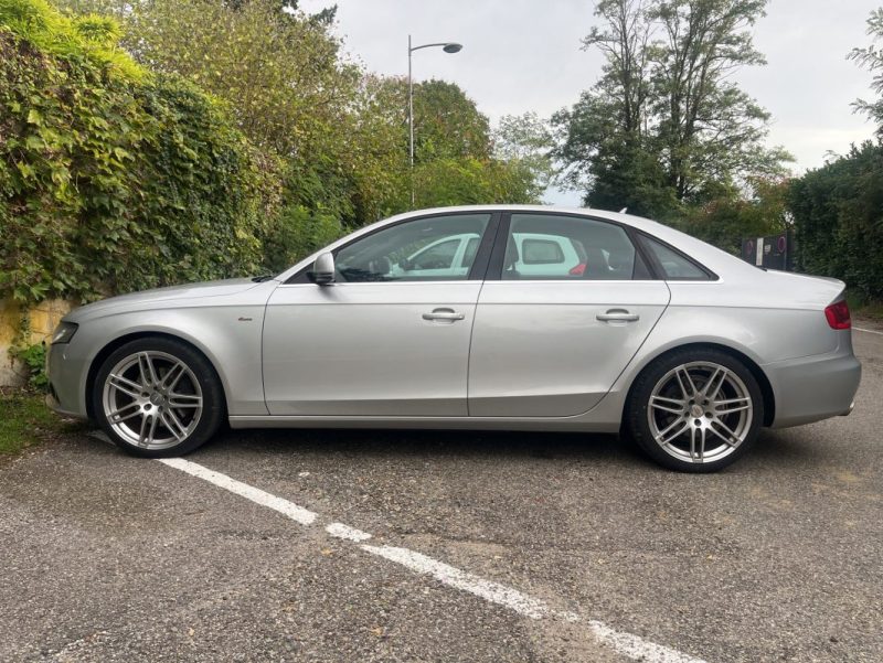 AUDI A4 S LINE V6 2.7 L TDI 190 ch