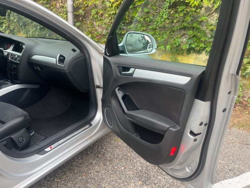 AUDI A4 S LINE V6 2.7 L TDI 190 ch