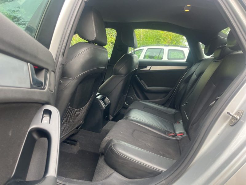 AUDI A4 S LINE V6 2.7 L TDI 190 ch