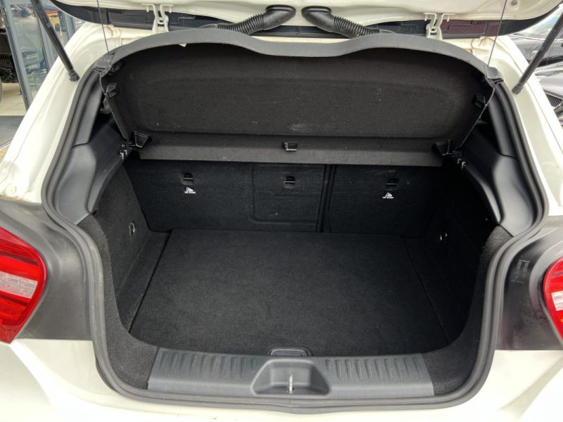 MERCEDES CLASSE A III FASCINATION 180 1.6i 122 Cv 1ERE MAIN BOITE AUTO CUIR TOIT OUVRANT Garantie1an