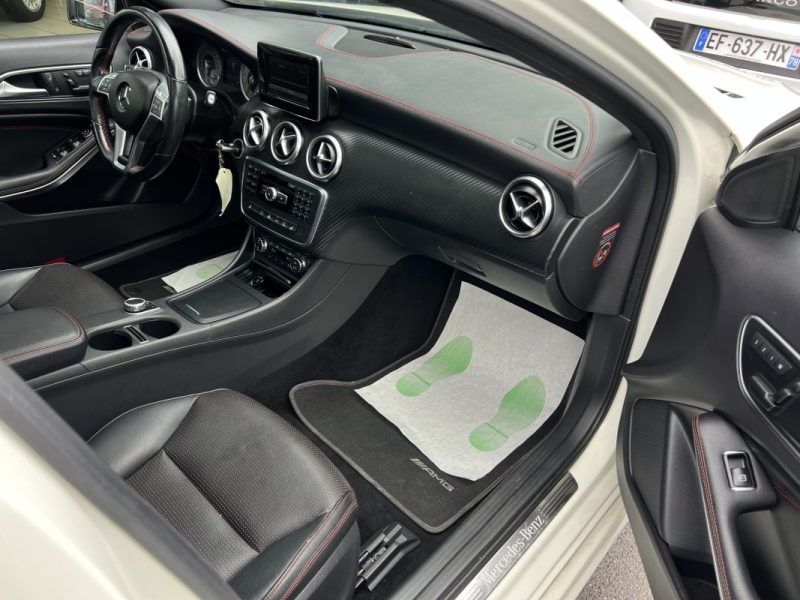 MERCEDES CLASSE A III FASCINATION 180 1.6i 122 Cv 1ERE MAIN BOITE AUTO CUIR TOIT OUVRANT Garantie1an