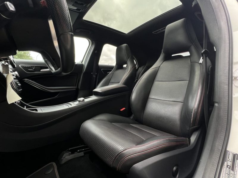 MERCEDES CLASSE A III FASCINATION 180 1.6i 122 Cv 1ERE MAIN BOITE AUTO CUIR TOIT OUVRANT Garantie1an