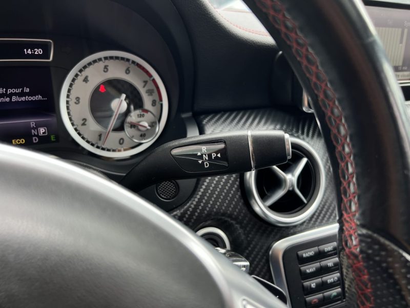 MERCEDES CLASSE A III FASCINATION 180 1.6i 122 Cv 1ERE MAIN BOITE AUTO CUIR TOIT OUVRANT Garantie1an