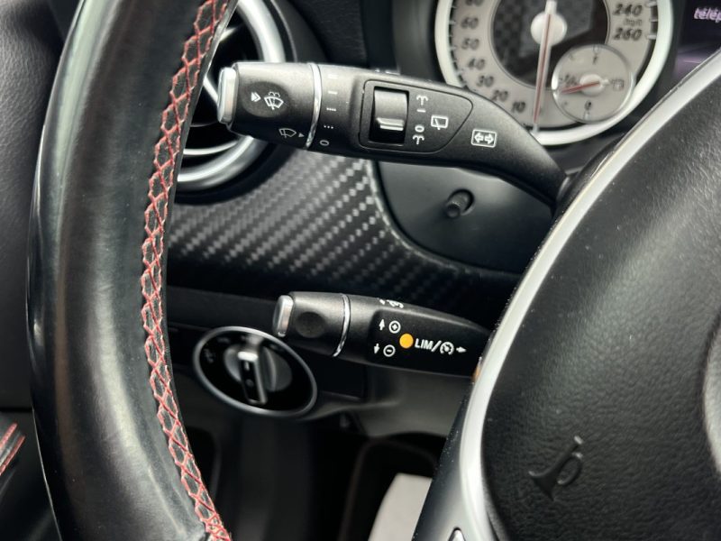 MERCEDES CLASSE A III FASCINATION 180 1.6i 122 Cv 1ERE MAIN BOITE AUTO CUIR TOIT OUVRANT Garantie1an