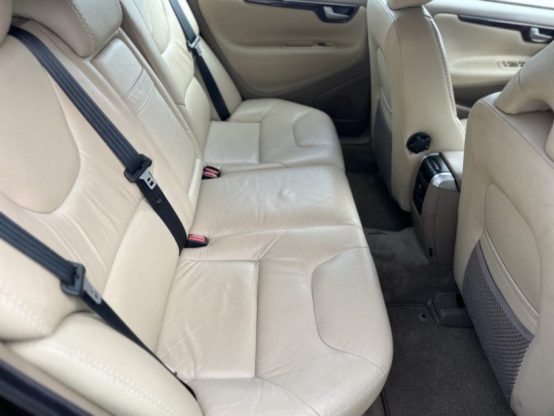 VOLVO XC70 D5 2.4 Break 185cv BVA awd 90.000 km