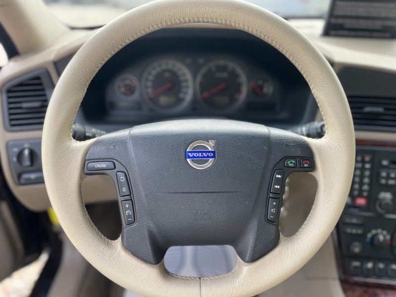 VOLVO XC70 D5 2.4 Break 185cv BVA awd 90.000 km