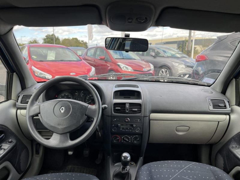 RENAULT CLIO AUTHENTIQUE 1.2