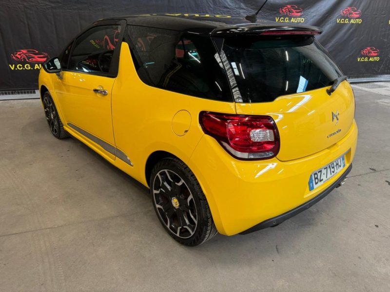 CITROEN DS3 1.6 THP 155ch Sport Chic 