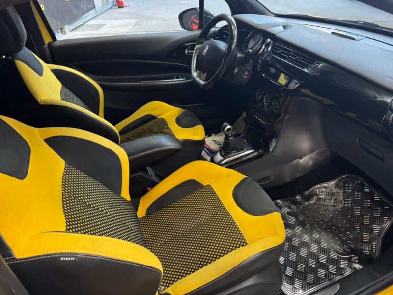 CITROEN DS3 1.6 THP 155ch Sport Chic 