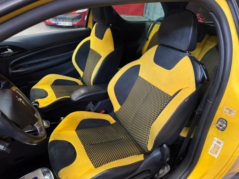 CITROEN DS3 1.6 THP 155ch Sport Chic 