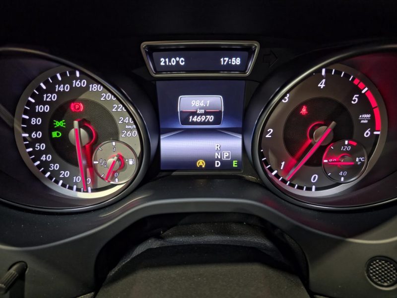 MERCEDES BENZ CLA 200 CDI FASCINATION PACK AMG LINE / Suivi complet