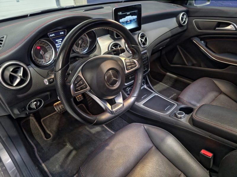 MERCEDES BENZ CLA 200 CDI FASCINATION PACK AMG LINE / Suivi complet