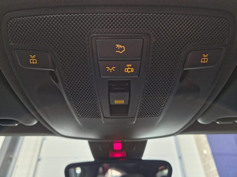 MERCEDES BENZ CLA 200 CDI FASCINATION PACK AMG LINE / Suivi complet