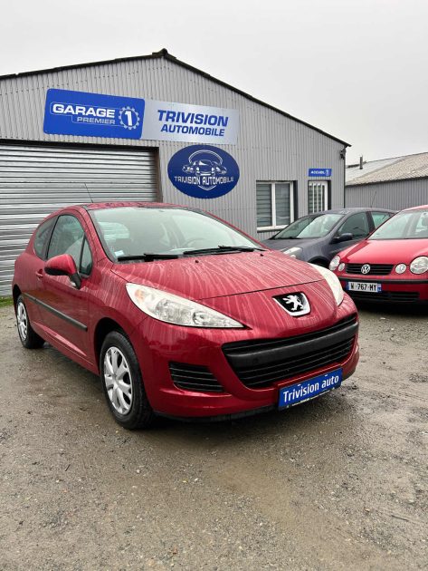 PEUGEOT 207 2010