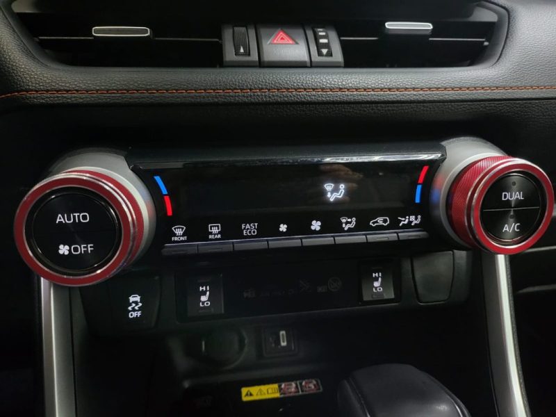 TOYOTA RAV4 2.5 HYBRIDE DYNAMIC BUSINESS 2WD 222 cv