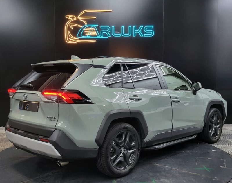 TOYOTA RAV4 2.5 HYBRIDE DYNAMIC BUSINESS 2WD 222 cv