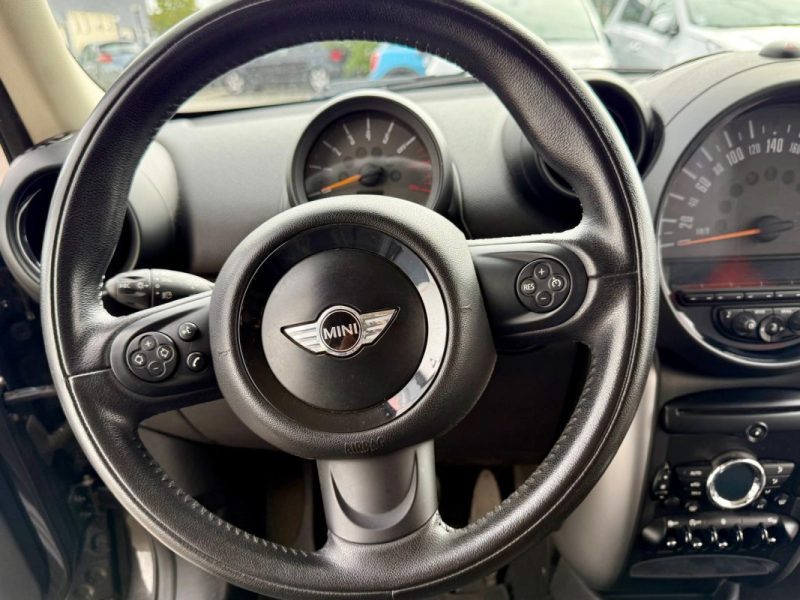 MINI COOPER 1.6 122CH  Paceman  Pack Chili