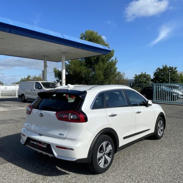KIA NIRO 1.6 GDi 105ch ISG + électrique 43.5ch 150 ch 