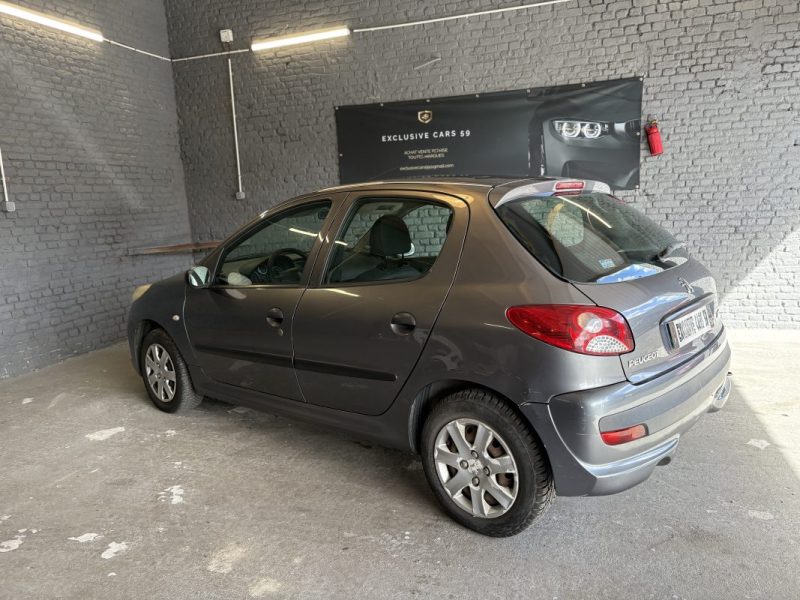 PEUGEOT 206+ 2010
