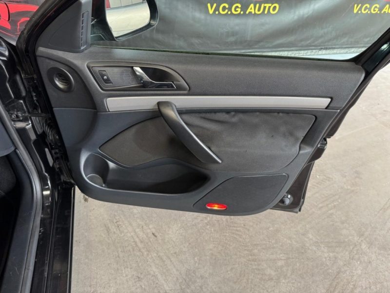 SKODA OCTAVIA 1.6 TDI 105 Elegance 