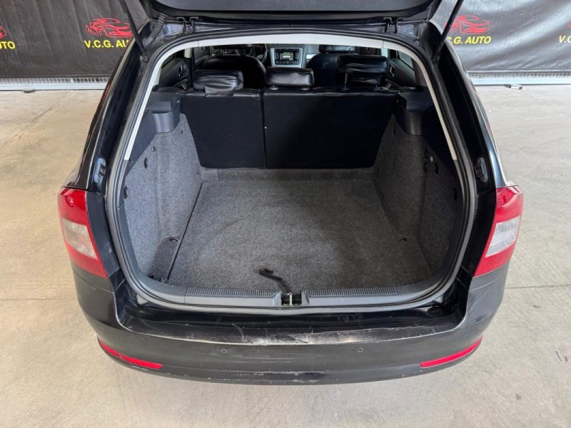 SKODA OCTAVIA 1.6 TDI 105 Elegance 