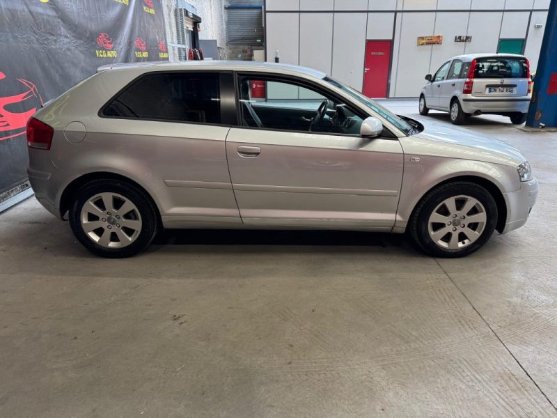 AUDI A3 1.9 TDI 105 Ambiente 