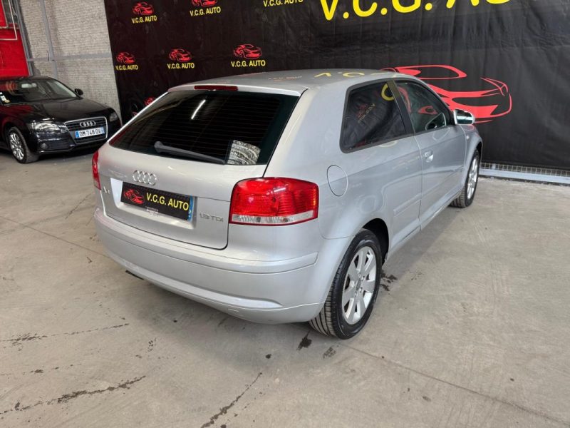 AUDI A3 1.9 TDI 105 Ambiente 