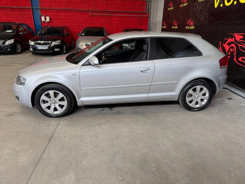 AUDI A3 1.9 TDI 105 Ambiente 
